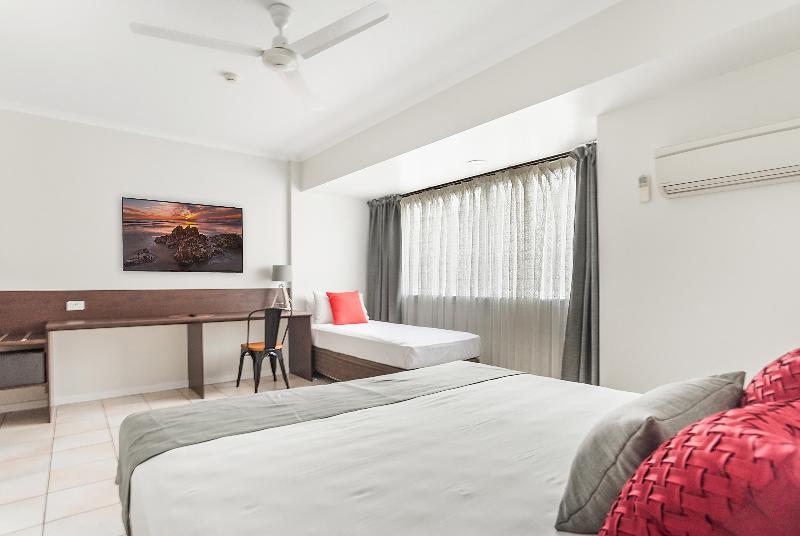 Hides Hotel Кернс Екстер'єр фото